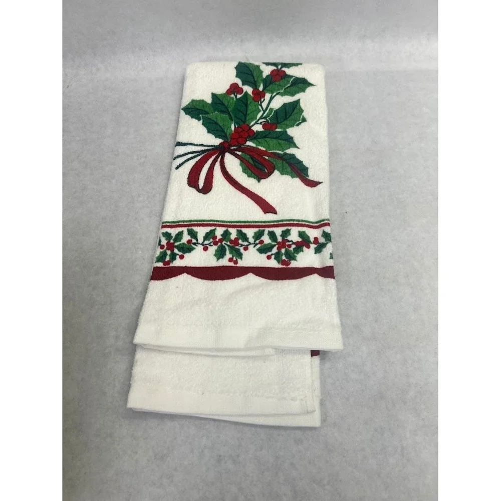 Vintage Christmas Holly Berry Red Bow White Cotton Hand Towel Holiday Decor